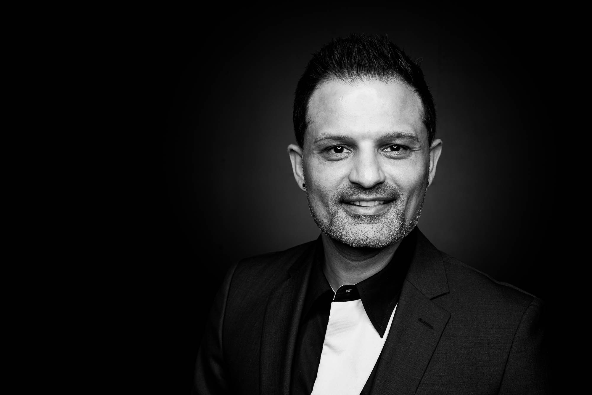 Export x3 Headshot  06140 Dez 01 2019 Headshots 2019  Miro Nicole Nadine